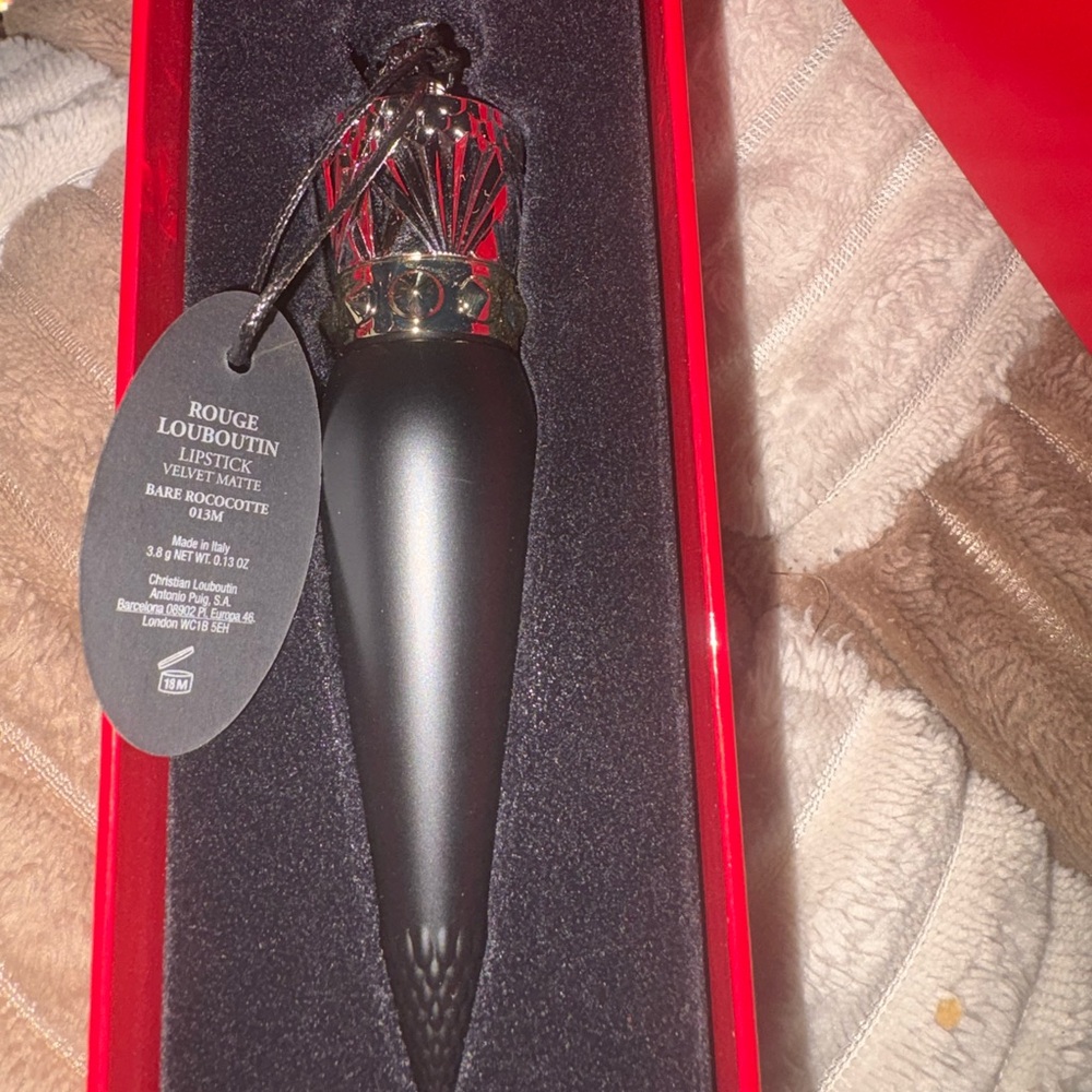 Christian Louboutin Velvet Matte Lipstick in Bare Rococotte